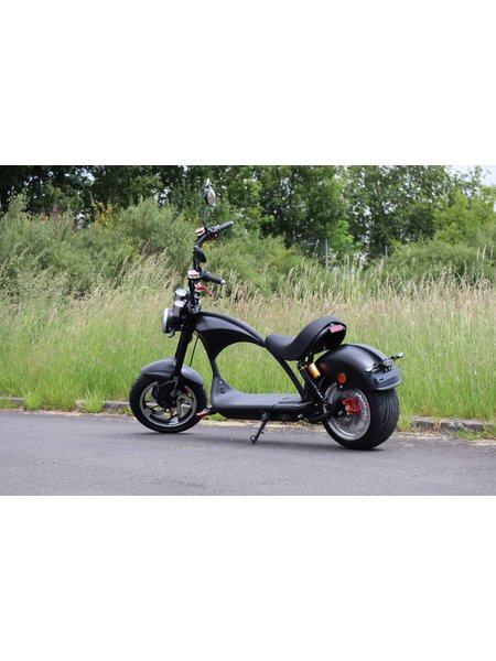 Elektro Scooter Coco Bike E-Chopper mit Straßenzulassung bis zu 48 km/h schnell - ca. 50 km Reichweite, 60V | 2000W | 20AH Akku-Schwarz
