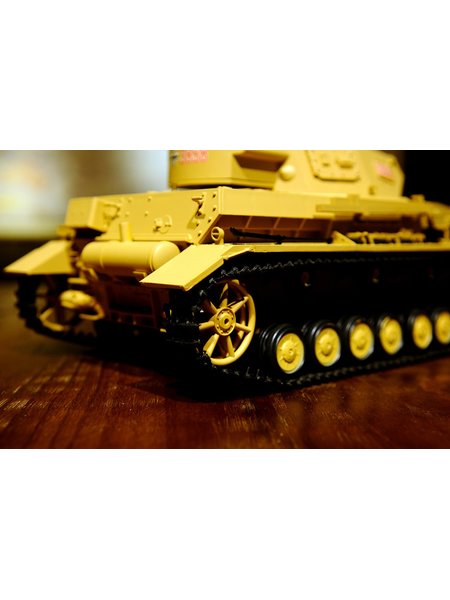 RC Tank chariot IV Ausf. F-1 Heng Long 1:16 grey with smoke and sound and 2.4Ghz remote control