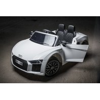Lasten kalustoyksikölle Elektro - auto Audi R8 - - lupaa....