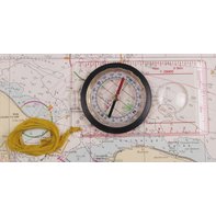 Kaart met vergrootglas kompas en meetapparatuur